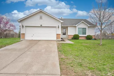 1 Eagle Ct, Amelia, OH 45102