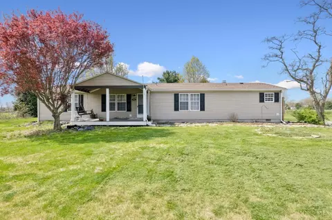 7817 Gardner Rd, Georgetown, OH 45121