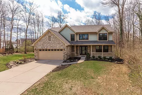 8253 Jakaro Dr, Cincinnati, OH 45255