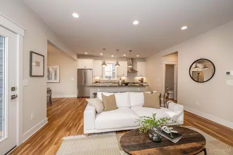 Living - 3219 Gilbert Ave, Cincinnati, OH 45207 photo 3 of 3