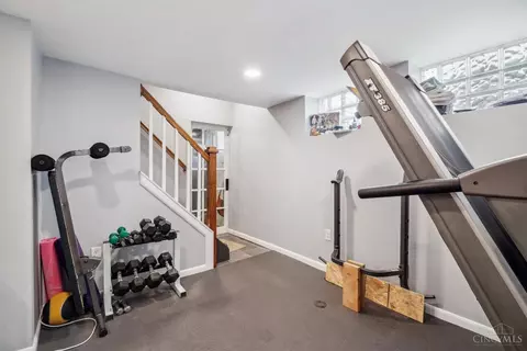 Entry Way - 3308 Morrison Ave, Cincinnati, OH 45220 photo 3 of 3
