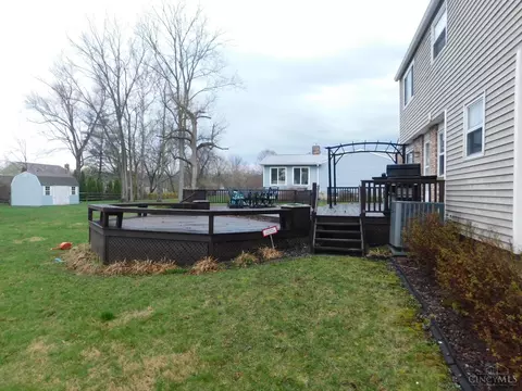 Exterior - 10653 Mill Rd, Cincinnati, OH 45240 photo 2 of 5