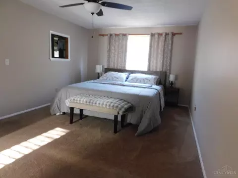 Bedroom - 10653 Mill Rd, Cincinnati, OH 45240 photo 1 of 6
