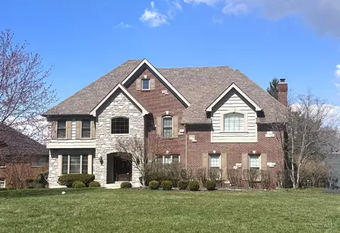 2721 Blackbird Holw, Cincinnati, OH 45244