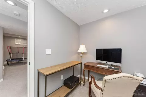 4829 Summerside Rd, Cincinnati, OH 45244 photo 32