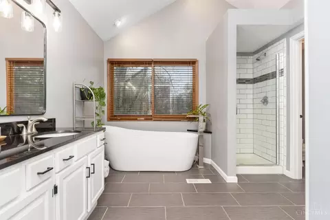 4829 Summerside Rd, Cincinnati, OH 45244 photo 20