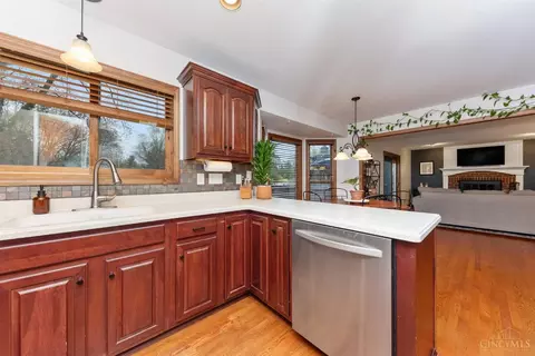 4829 Summerside Rd, Cincinnati, OH 45244 photo 10