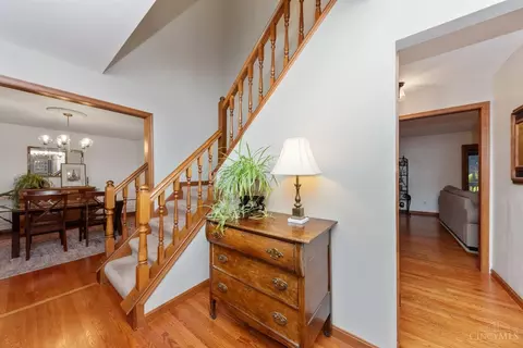 4829 Summerside Rd, Cincinnati, OH 45244 photo 4