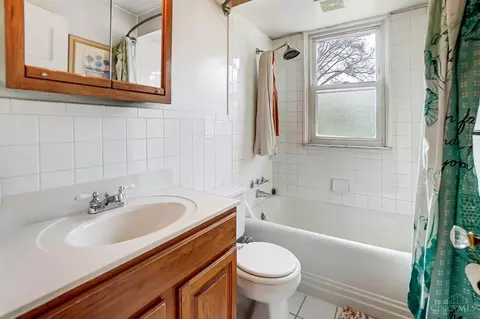 Bath - 3459 Ebenezer Rd, Cincinnati, OH 45248 photo 1 of 2