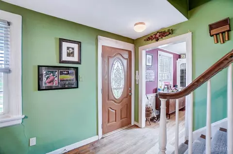 Entry Way - 3459 Ebenezer Rd, Cincinnati, OH 45248 photo 1 of 2