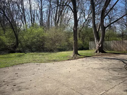 Exterior - 1793 Springdale Rd, Cincinnati, OH 45231 photo 5 of 6