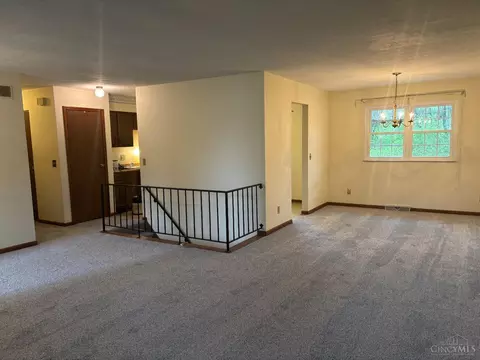 Living - 1793 Springdale Rd, Cincinnati, OH 45231 photo 3 of 5