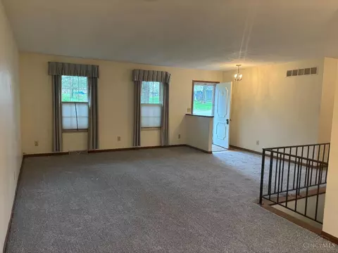 Living - 1793 Springdale Rd, Cincinnati, OH 45231 photo 2 of 5