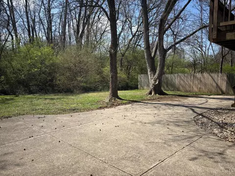 Exterior - 1793 Springdale Rd, Cincinnati, OH 45231 photo 3 of 6
