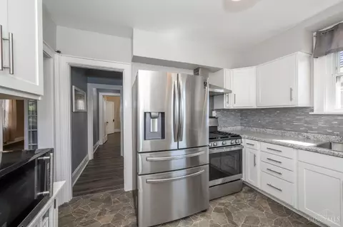 Entry Way - 3221 Phoenix Ave, Cheviot, OH 45211 photo 1 of 2