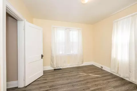 Bedroom - 3221 Phoenix Ave, Cheviot, OH 45211 photo 1 of 6