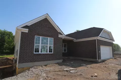 1874 Grove Park Dr, Miami Twp, OH 45150