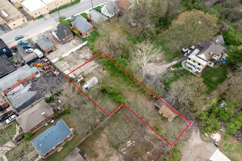 6019 Farmdale Rd, Cincinnati, OH 45237