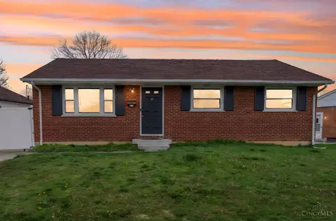 63 Scott Ln, Hamilton, OH 45015