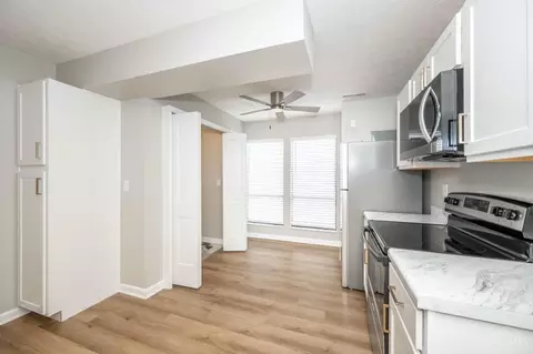 Kitchen - 7276 Galbraith Rd, Cincinnati, OH 45243 photo 1 of 4