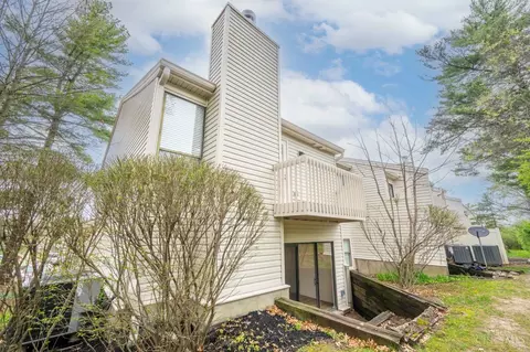 Exterior - 7276 Galbraith Rd, Cincinnati, OH 45243 photo 4 of 13