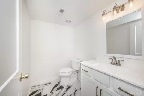 Bath - 7276 Galbraith Rd, Cincinnati, OH 45243 photo 6 of 6