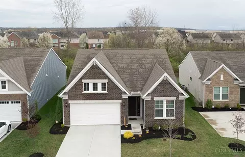 8230 Button Bush Pl, West Chester, OH 45069