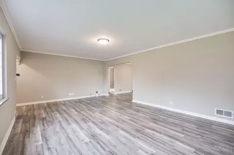 Living - 272 Stroop Rd, Kettering, OH 45429 photo 3 of 5