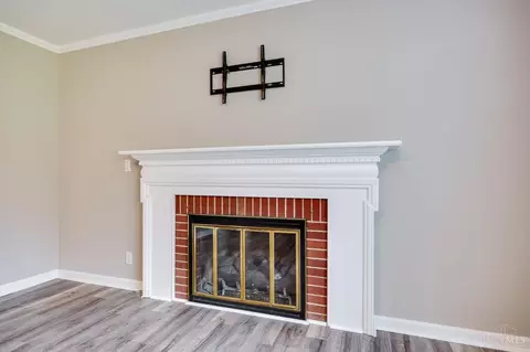 Living - 272 Stroop Rd, Kettering, OH 45429 photo 4 of 5