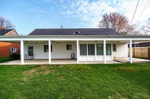 Exterior - 272 Stroop Rd, Kettering, OH 45429 photo 8 of 10