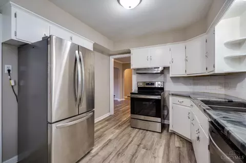 Kitchen - 272 Stroop Rd, Kettering, OH 45429 photo 3 of 5