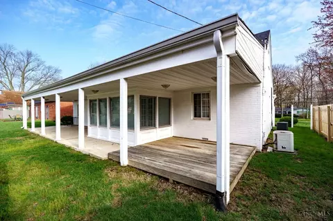 Exterior - 272 Stroop Rd, Kettering, OH 45429 photo 7 of 10