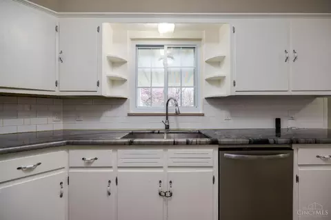 Kitchen - 272 Stroop Rd, Kettering, OH 45429 photo 2 of 5
