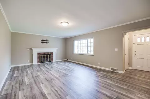 Living - 272 Stroop Rd, Kettering, OH 45429 photo 2 of 5