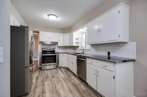Kitchen - 272 Stroop Rd, Kettering, OH 45429 photo 4 of 5