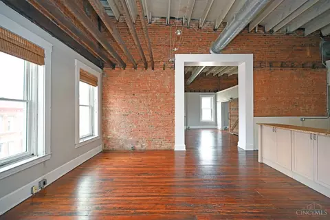 1420 Main St, Cincinnati, OH 45202 photo 19