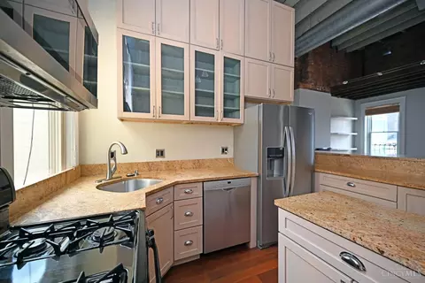 1420 Main St, Cincinnati, OH 45202 photo 13