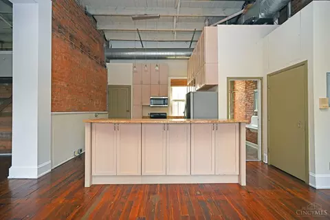 1420 Main St, Cincinnati, OH 45202 photo 15