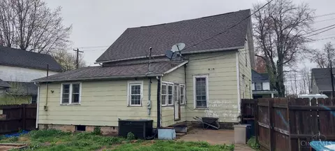 36 Main St, Mowrystown, OH 45155 photo 6
