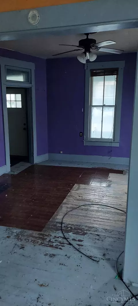 36 Main St, Mowrystown, OH 45155 photo 3