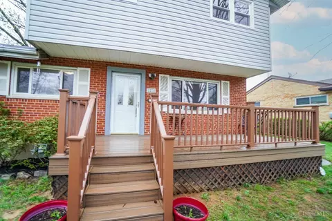 2276 Deblin Dr, Cincinnati, OH 45239 photo 4