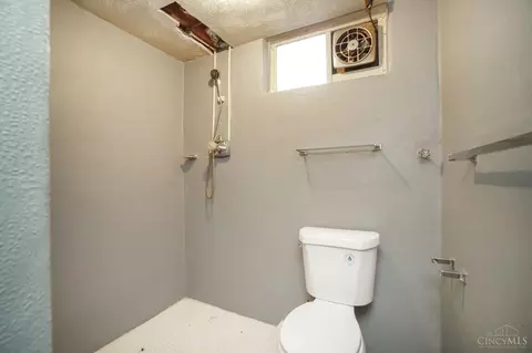 2276 Deblin Dr, Cincinnati, OH 45239 photo 35