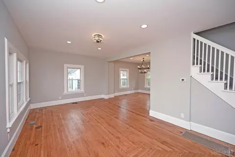 2627 Kipling Ave, Cincinnati, OH 45239 photo 6