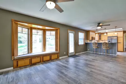 10108 Lochcrest Dr, Cincinnati, OH 45231 photo 12