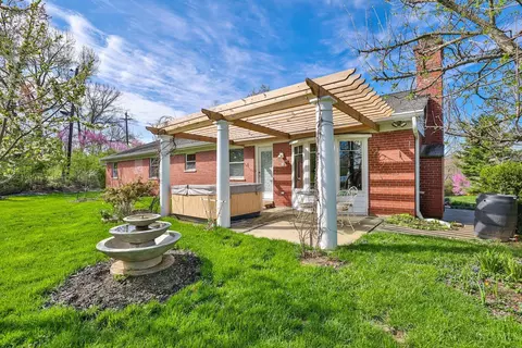 10108 Lochcrest Dr, Cincinnati, OH 45231 photo 54