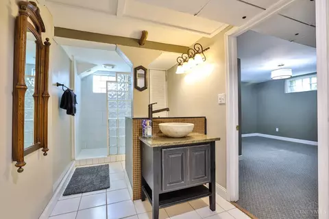 10108 Lochcrest Dr, Cincinnati, OH 45231 photo 41
