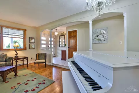 10108 Lochcrest Dr, Cincinnati, OH 45231 photo 55