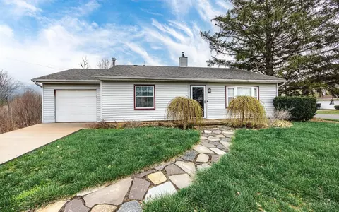 814 Arthur St, Trenton, OH 45067