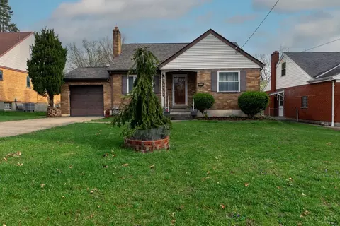 3414 Dolomar Dr, Colerain Twp, OH 45239