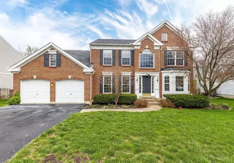 7692 W Lake Dr, West Chester, OH 45069